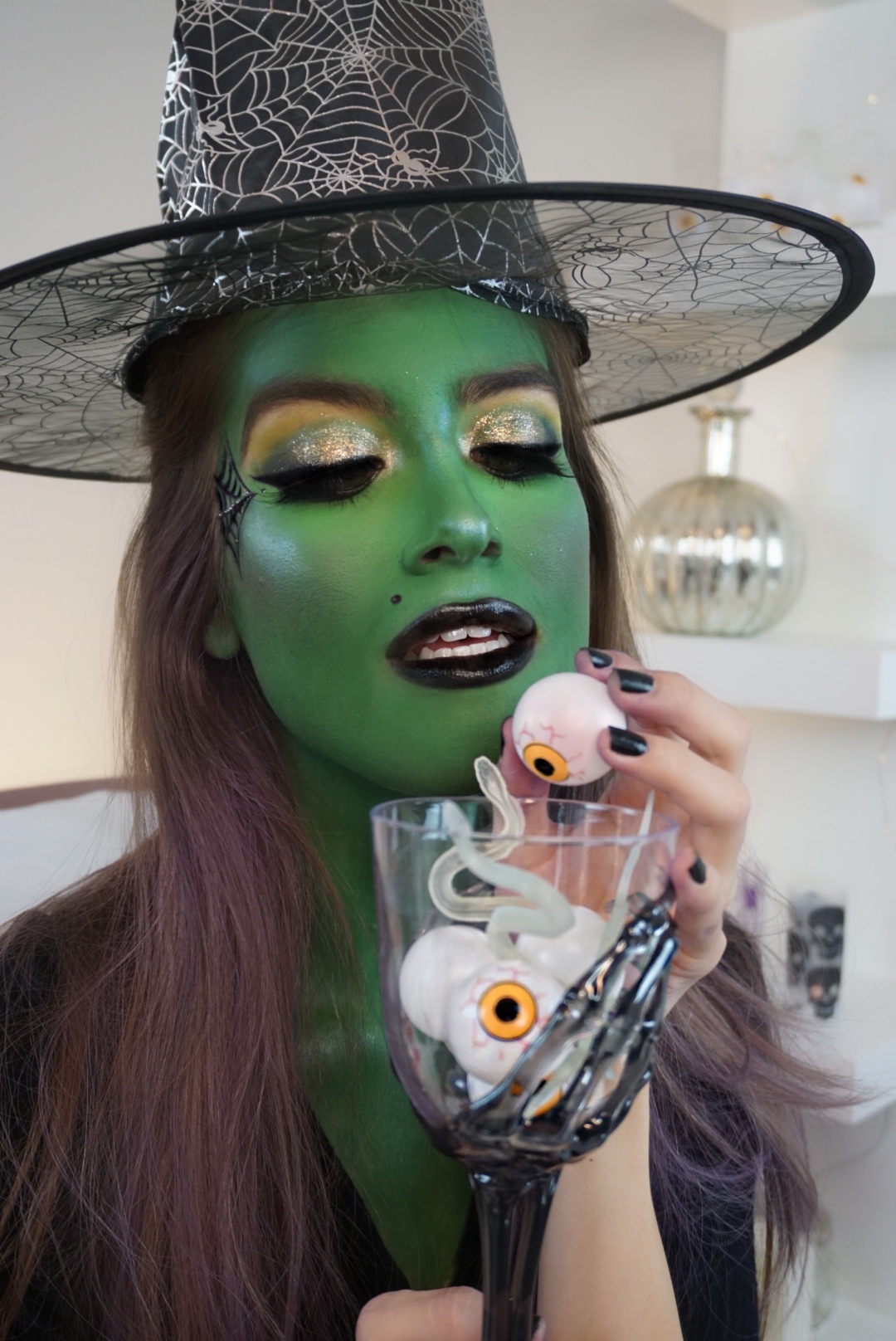 Halloween Pretty Witch Makeup Ideas